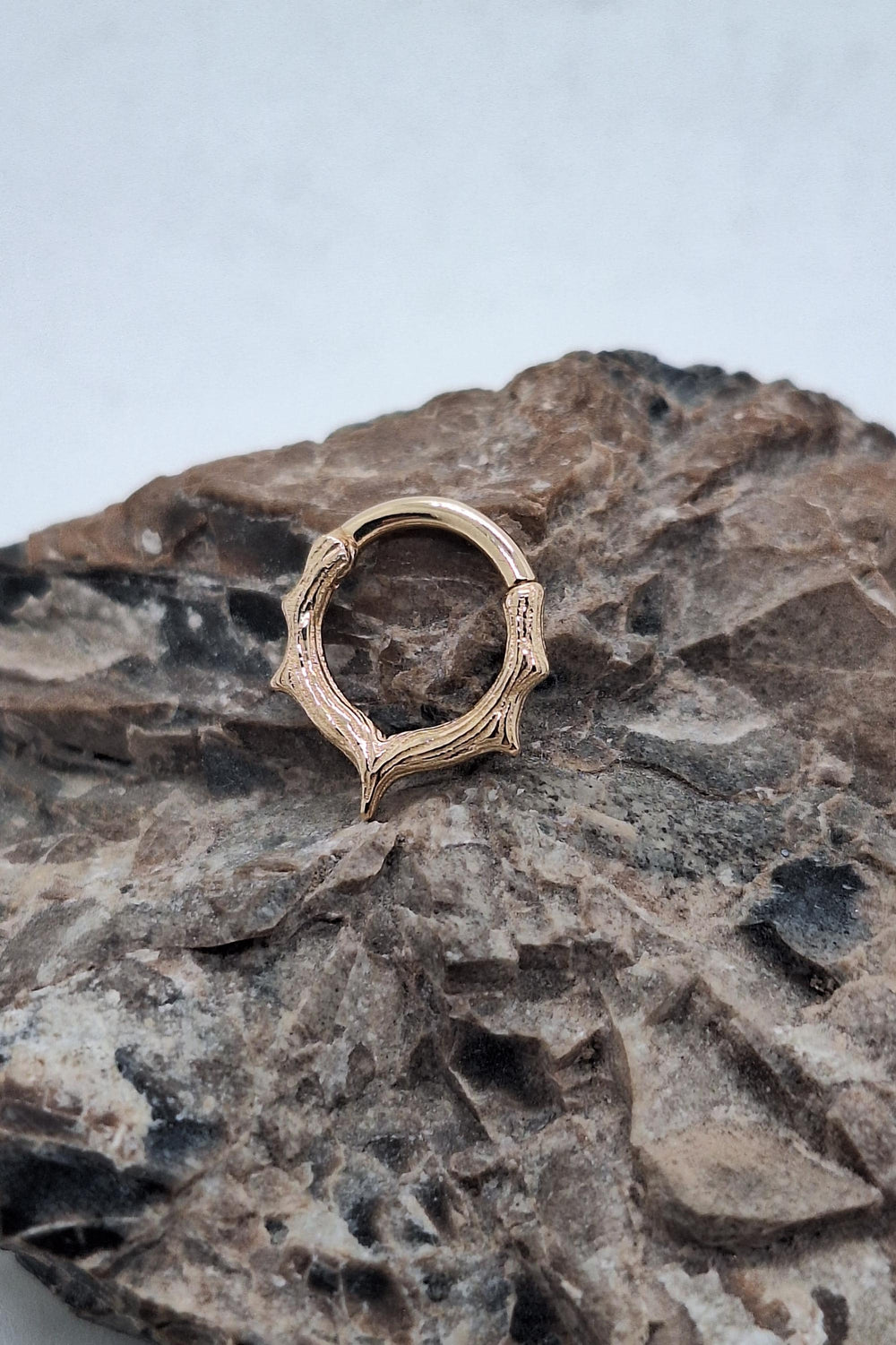 Wood Grain Textured Septum Clicker 14k Solid Gold