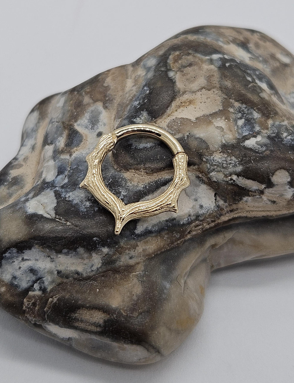Wood Grain Textured Septum Clicker 14k Solid Gold