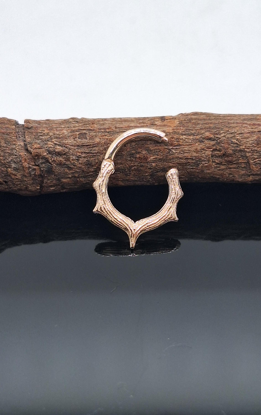Wood Grain Textured Septum Clicker 14k Solid Gold
