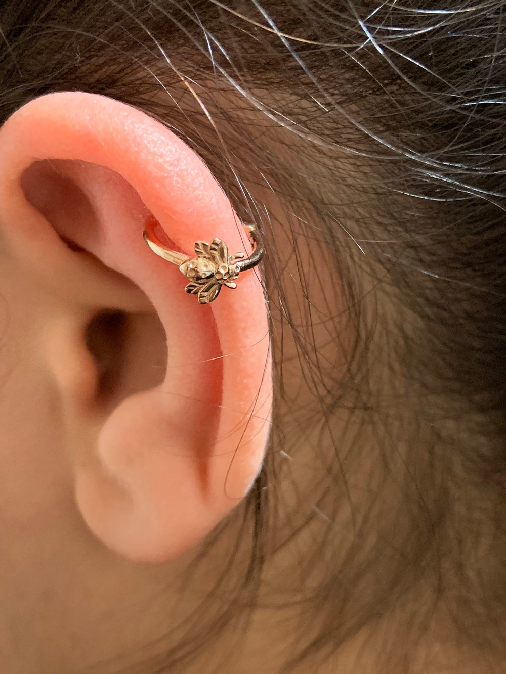 Bee Conch Jewelry