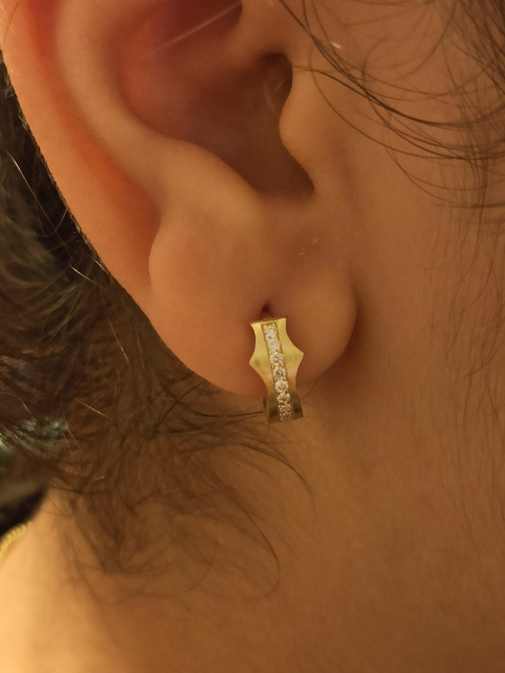 14k Yellow Gold Diamond Piercing