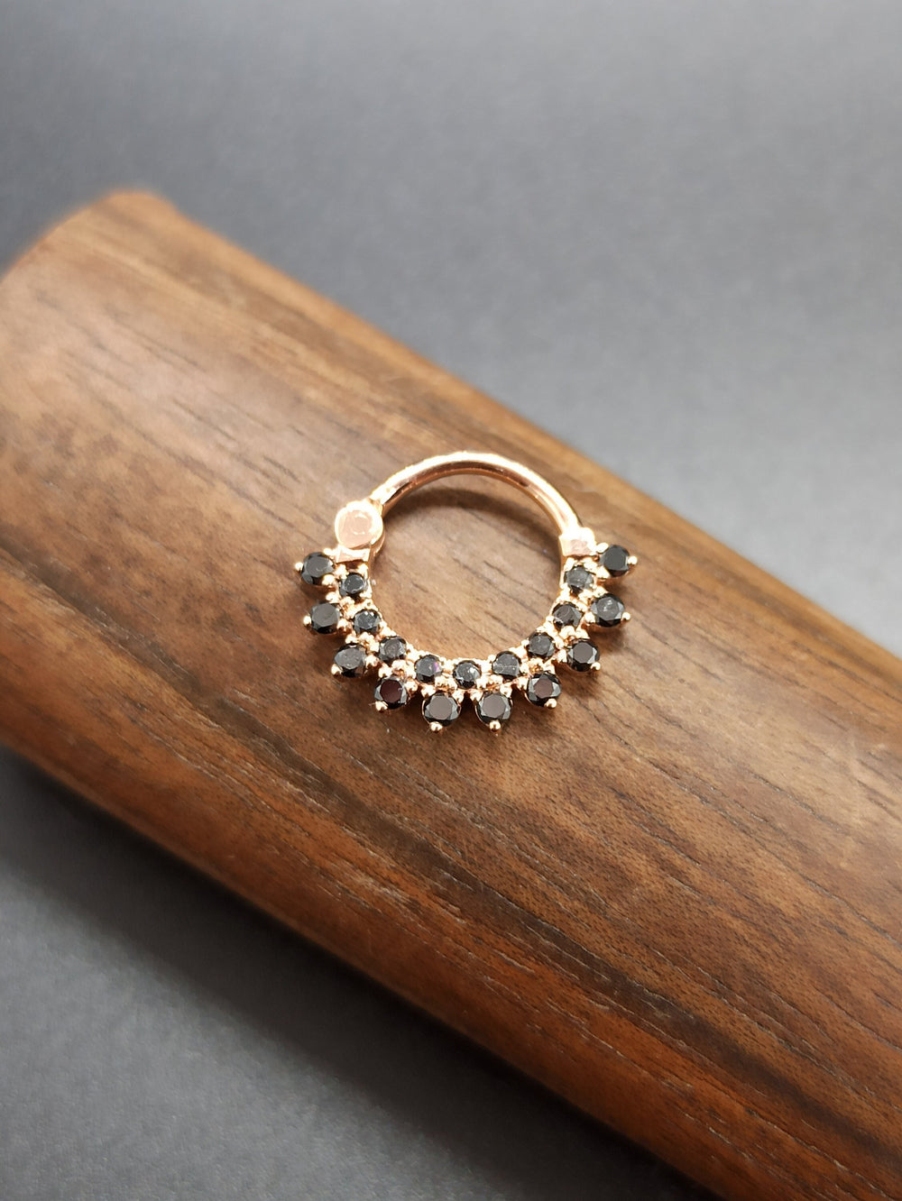 Black Diamonds Clicker