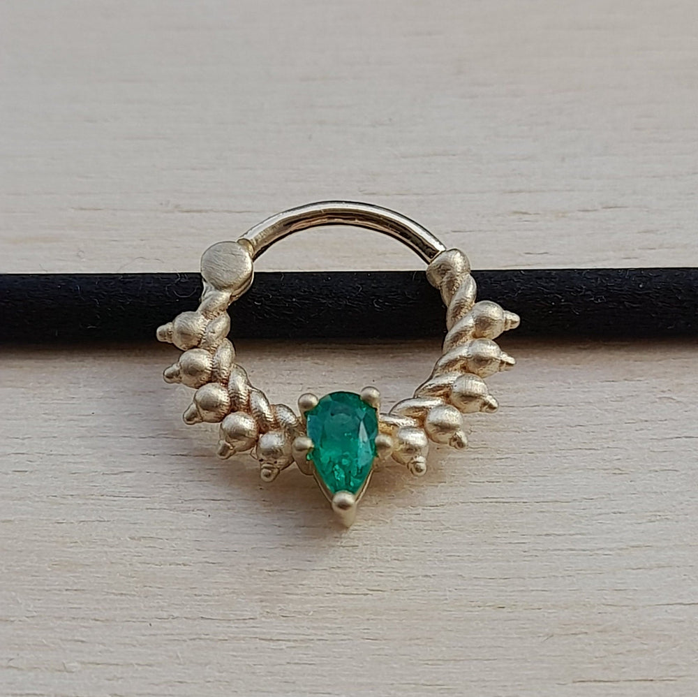 Pear Emerald Daith 14k