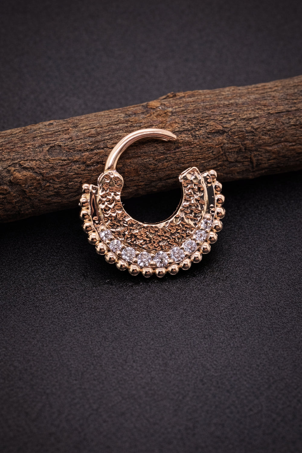 14k Hammered Textured Septum Clicker