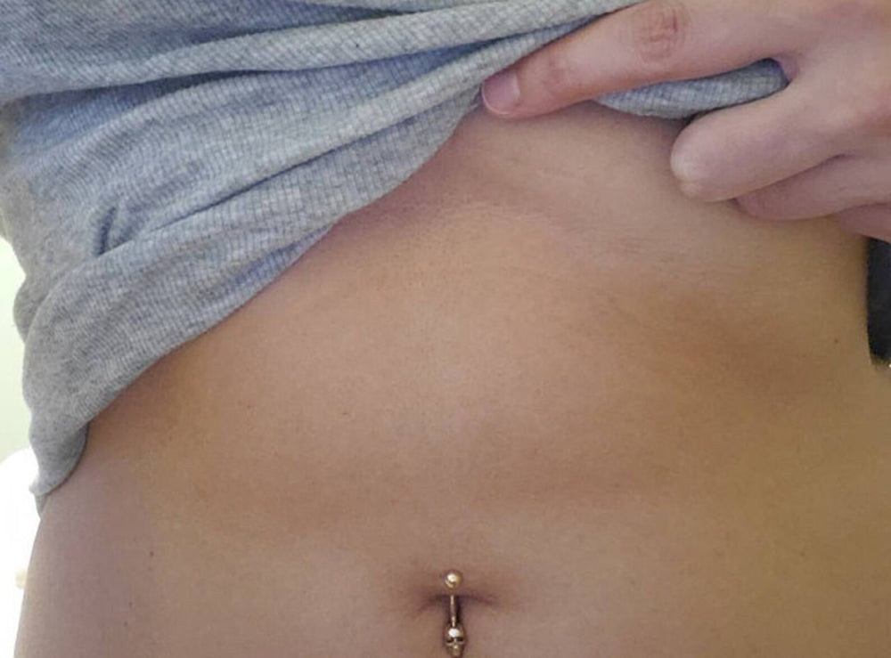 Skull Belly Piercing