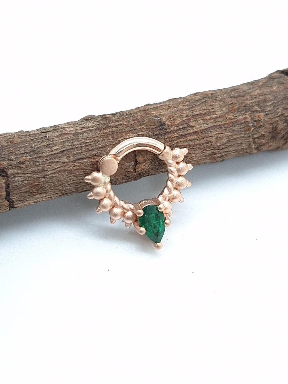 Pear Emerald Daith 14k