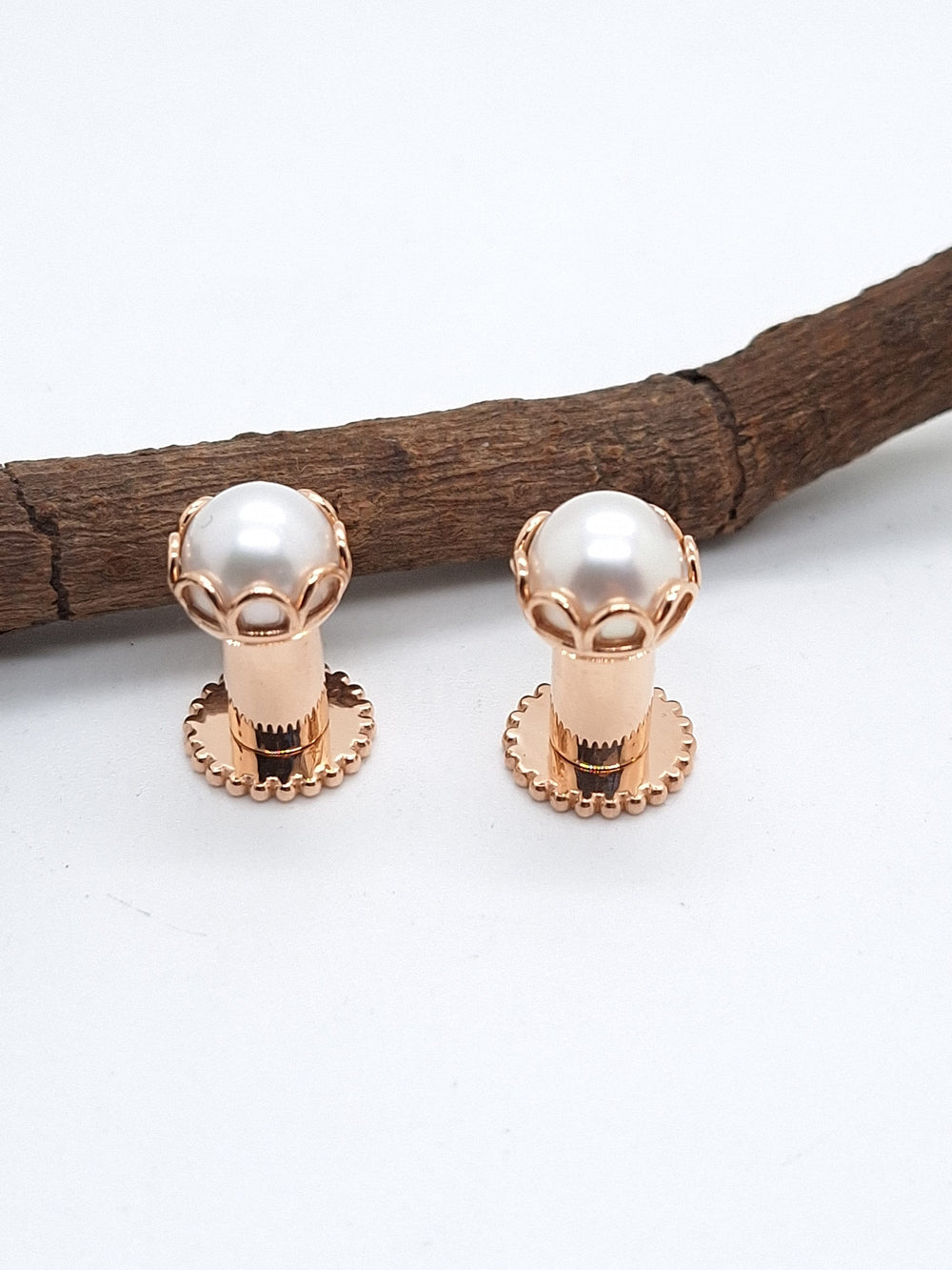 Pearl Ear Tunnels Solid Gold Stretched Lobes Plug Tunnel Earrings Ear Gauges