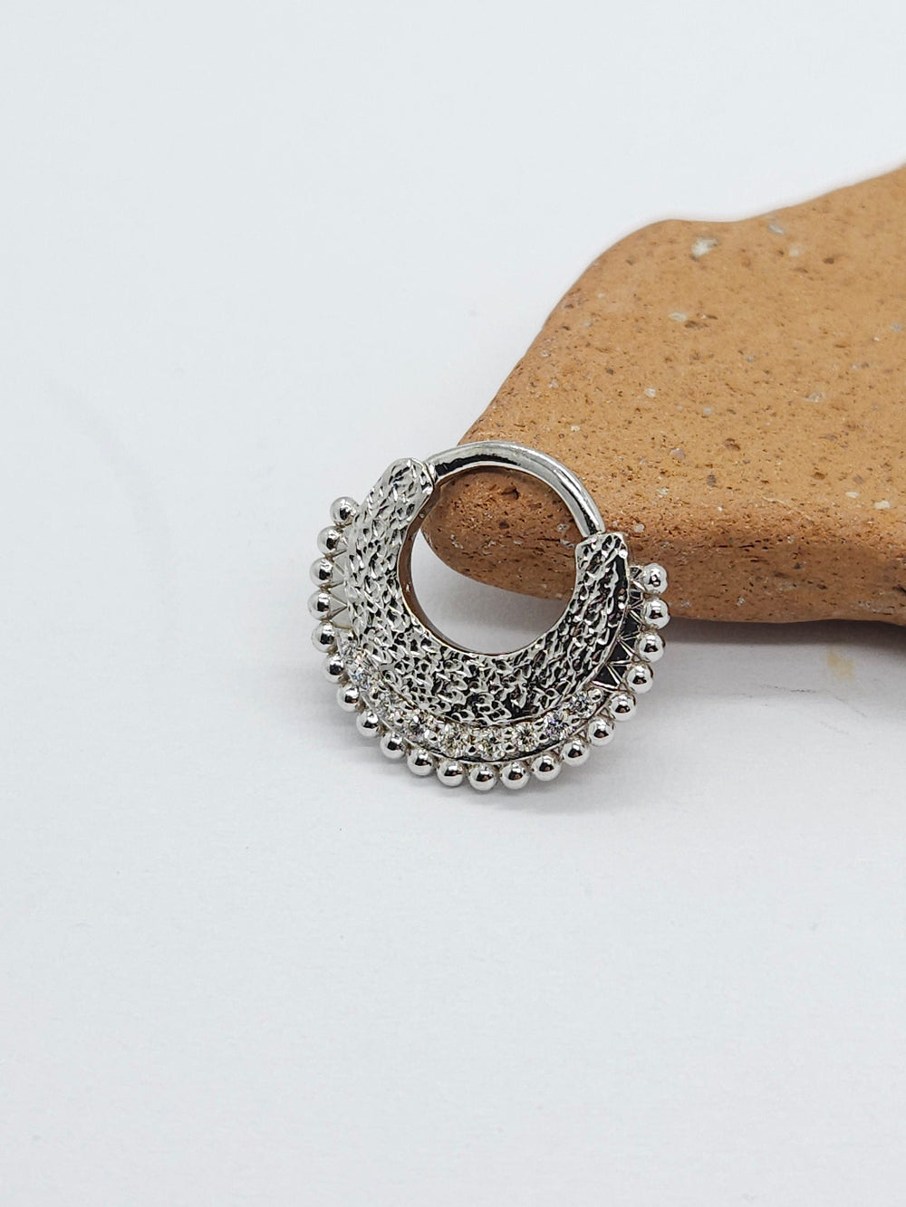14k Hammered Textured Septum Clicker White Diamonds
