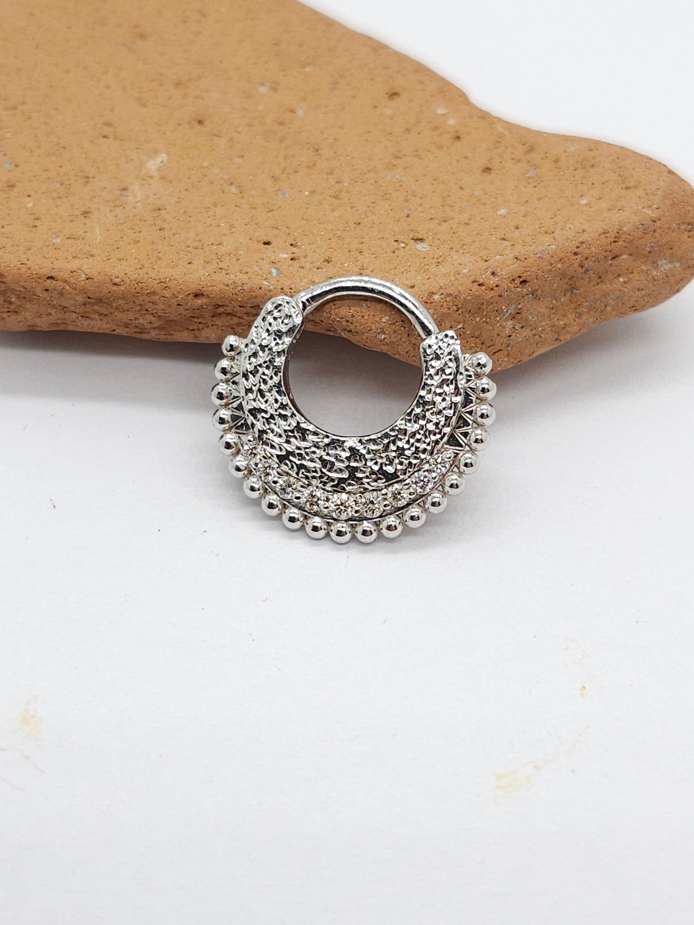 14k Hammered Textured Septum Clicker White Diamonds