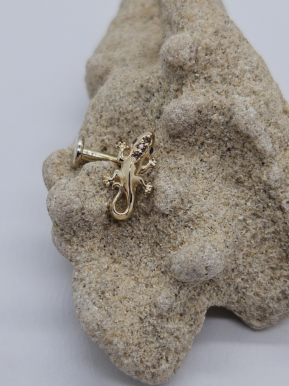 Lizard Labret Earring 14k Solid Gold Conch Stud Helix Piercing Tragus Jewelry