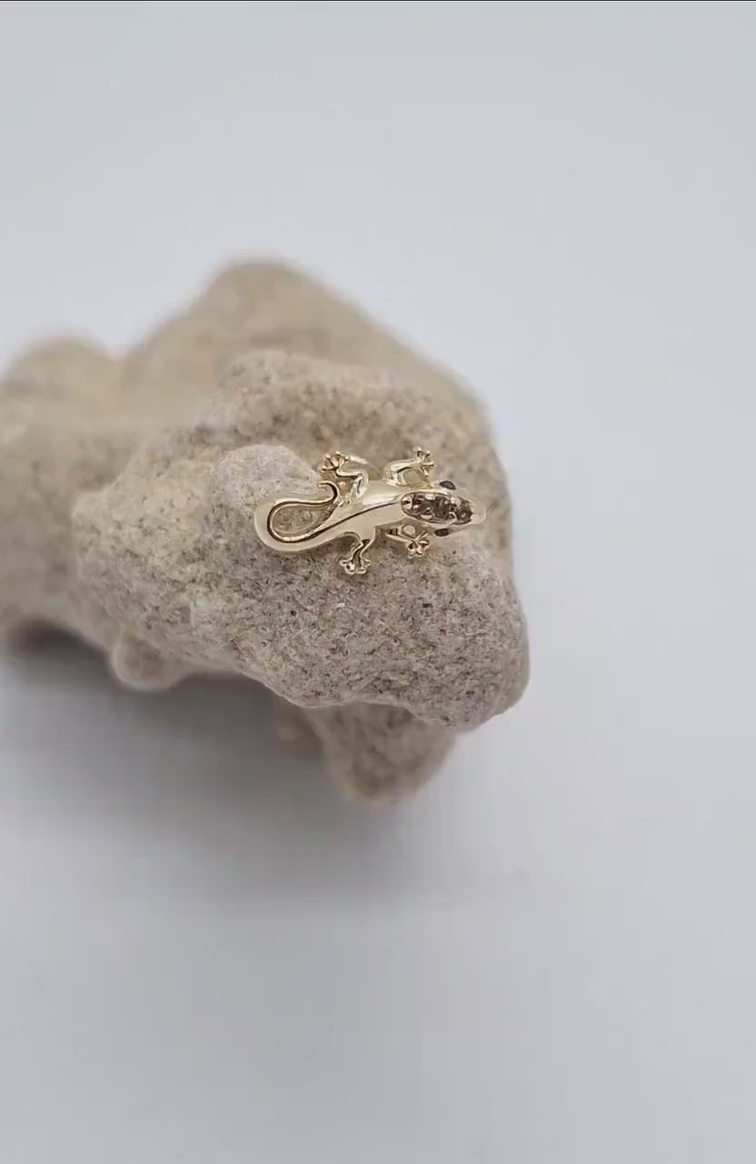 Lizard Labret Earring 14k Solid Gold Conch Stud Helix Piercing Tragus Jewelry