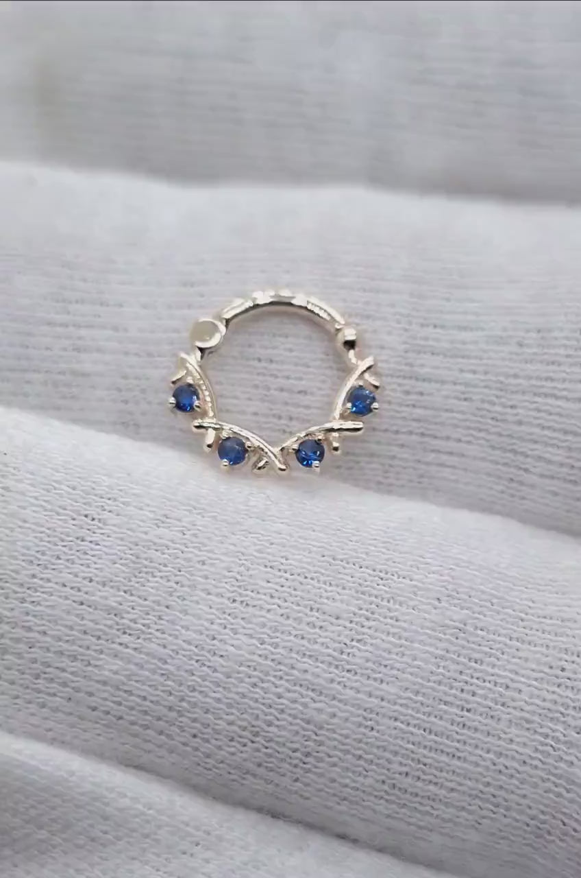 Dazzling Septum Piercing